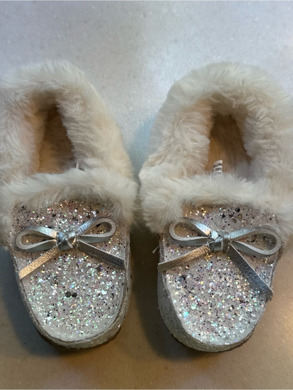 Slippers For Girls Glittery Cat And Jack Faux Fur Lined Shoes Silver Size 7 New